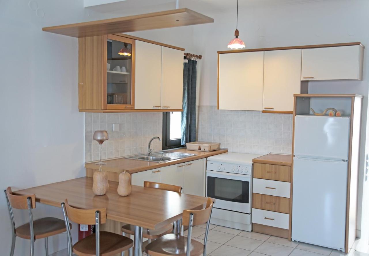 Βlue Comfort Apts-Sitia Lägenhet Exteriör bild